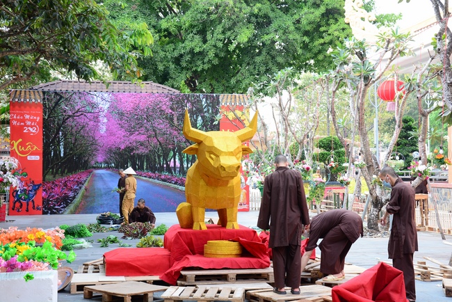 Series photos of preparing for the New Year of Buffalo (part 3)