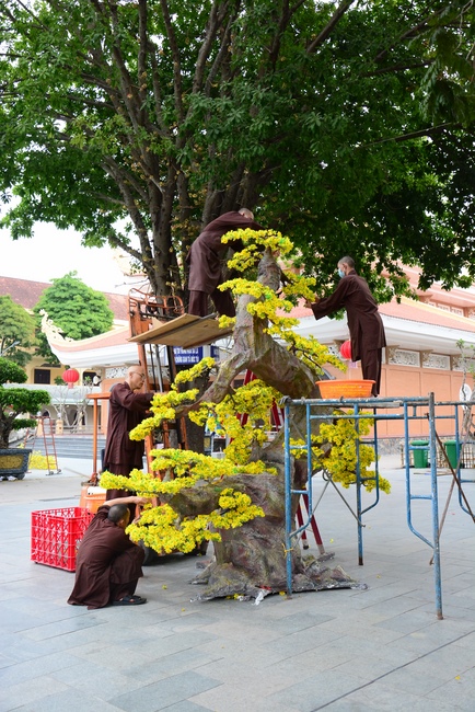 Series photos of preparing for the New Year of Buffalo (part 3)