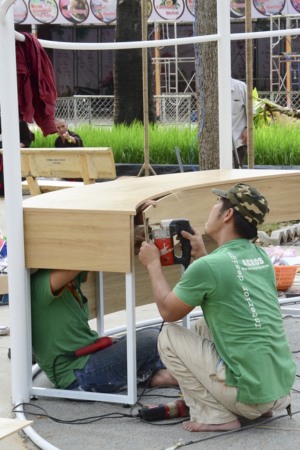 Series photos of preparing for the New Year of Buffalo (part 3)