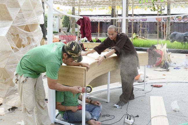 Series photos of preparing for the New Year of Buffalo (part 3)