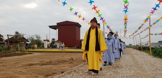 The Rite Wishing Longevity for the Elderly in Yen Phap ashram