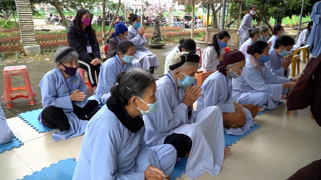 The Rite Wishing Longevity for the Elderly in Yen Phap ashram
