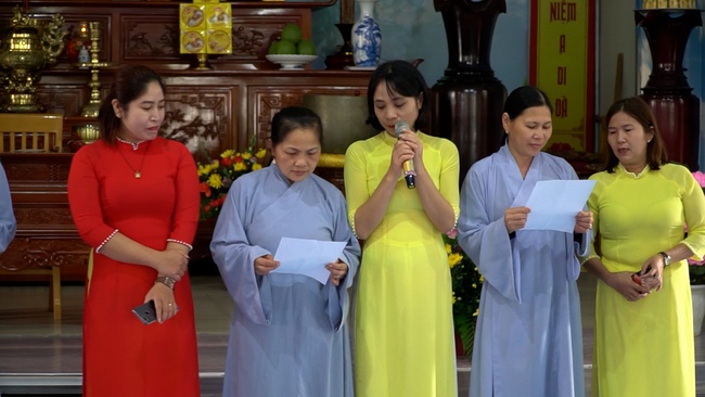 The Rite Wishing Longevity for the Elderly in Yen Phap ashram