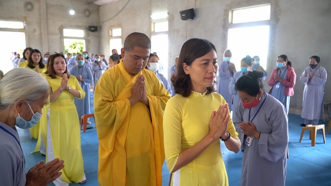 The Rite Wishing Longevity for the Elderly in Yen Phap ashram