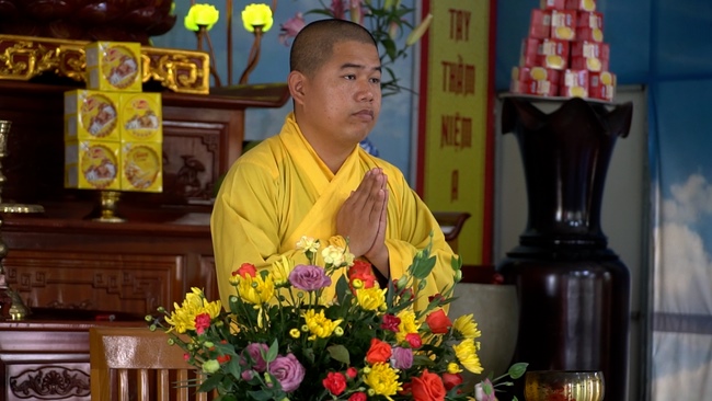 The Rite Wishing Longevity for the Elderly in Yen Phap ashram