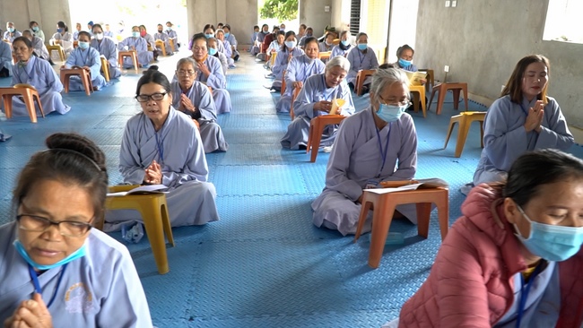 The Rite Wishing Longevity for the Elderly in Yen Phap ashram