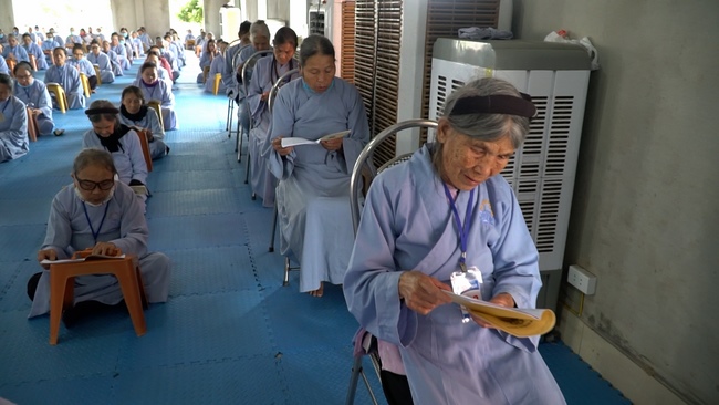 The Rite Wishing Longevity for the Elderly in Yen Phap ashram