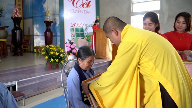 The Rite Wishing Longevity for the Elderly in Yen Phap ashram