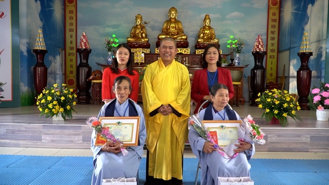 The Rite Wishing Longevity for the Elderly in Yen Phap ashram