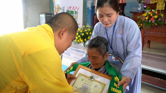 The Rite Wishing Longevity for the Elderly in Yen Phap ashram