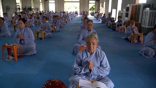 The Rite Wishing Longevity for the Elderly in Yen Phap ashram