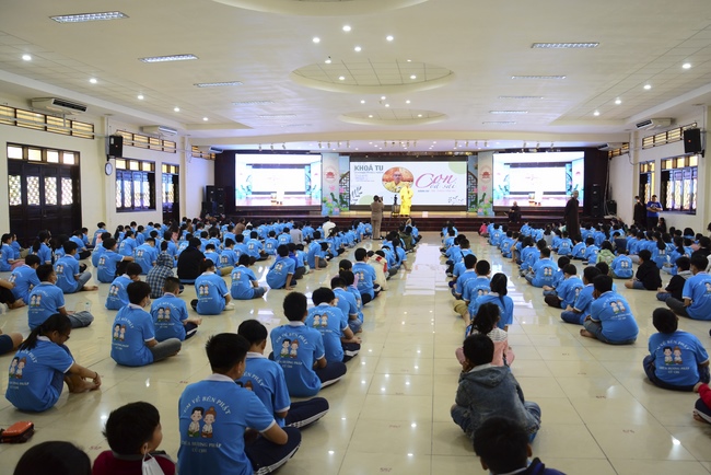 Khóa tu thanh thiếu niên