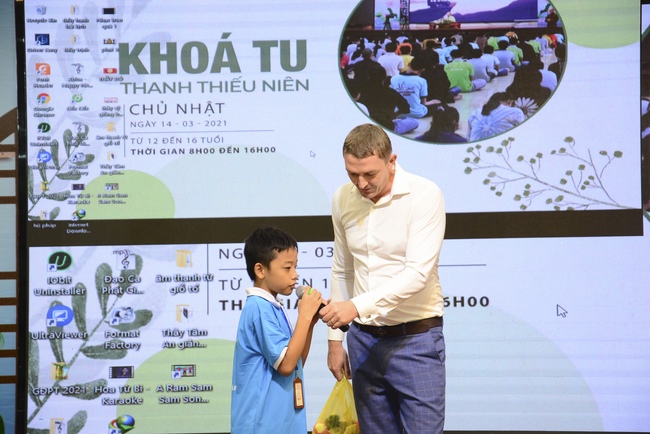 Khóa tu thanh thiếu niên