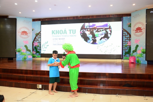 Khóa tu thanh thiếu niên