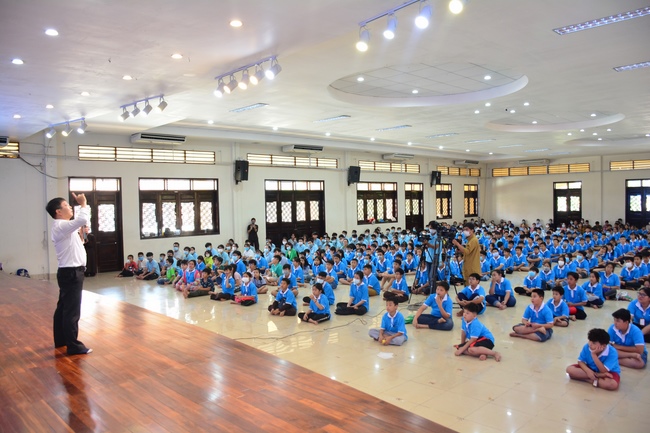 Khóa tu thanh thiếu niên