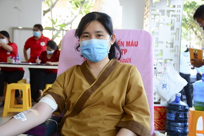 Humanitarian Blood Donation