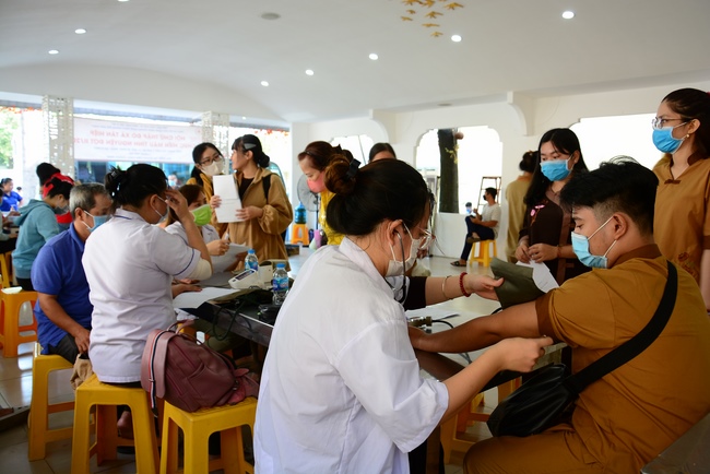 Humanitarian Blood Donation