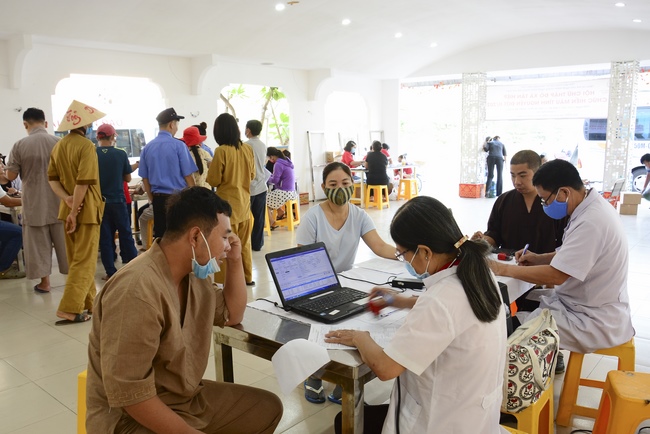 Humanitarian Blood Donation