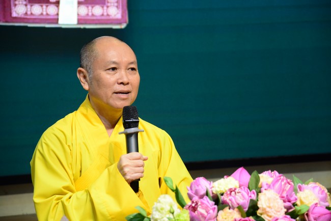 Opening a class approaching Nikāya at Hoang Phap Pagoda