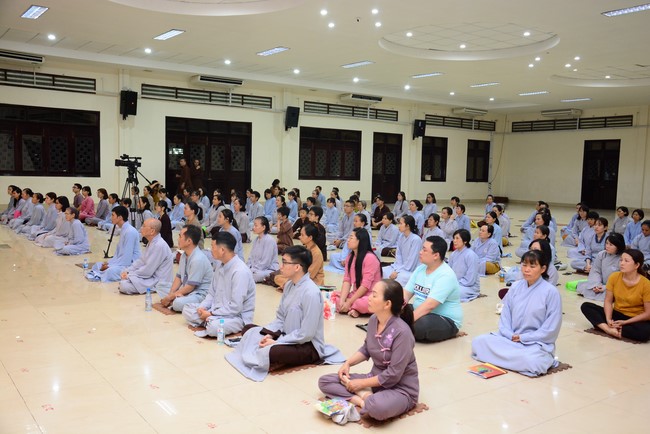 Opening a class approaching Nikāya at Hoang Phap Pagoda