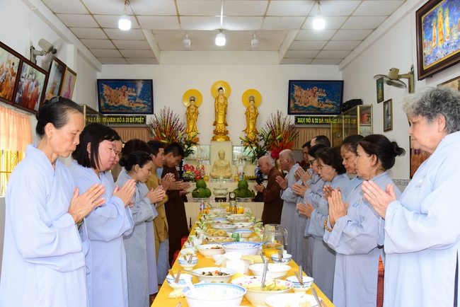 One Day Retreat in Can Tho