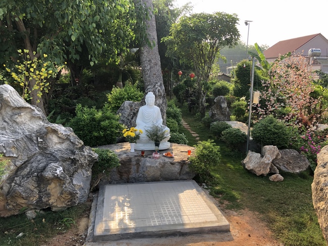 Repentant Ceremony at Suoi Phap Pagoda, Tay Ninh