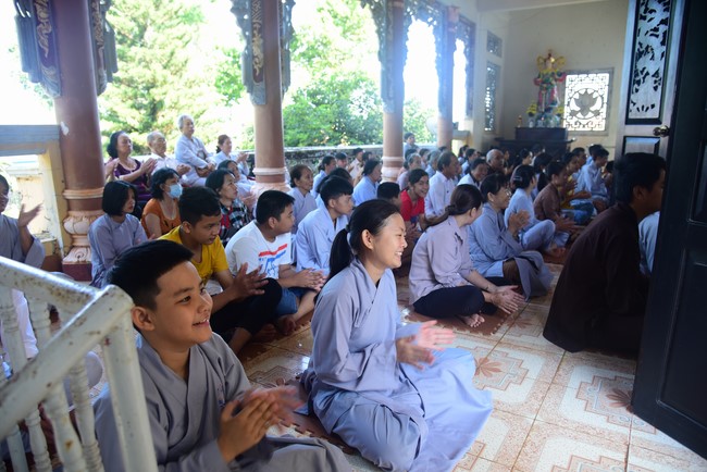 Three-Jewel Refuge Ceremony at  Bao Quang pagoda in Dong Nai