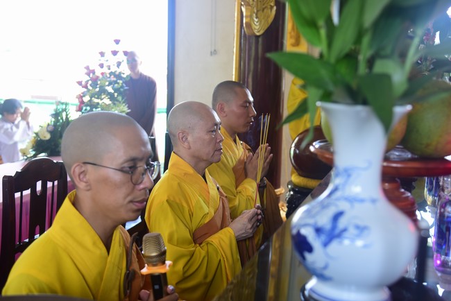 Three-Jewel Refuge Ceremony at  Bao Quang pagoda in Dong Nai