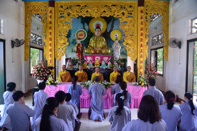 Three-Jewel Refuge Ceremony at  Bao Quang pagoda in Dong Nai