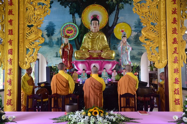 Three-Jewel Refuge Ceremony at  Bao Quang pagoda in Dong Nai