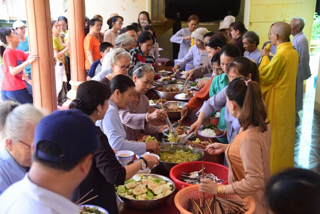 Three-Jewel Refuge Ceremony at  Bao Quang pagoda in Dong Nai