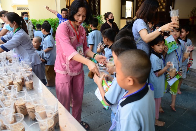 The 27th Kid Playground