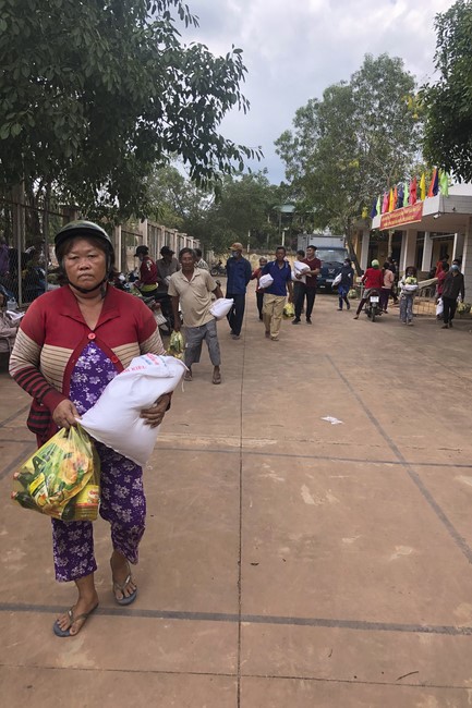 Charity of Suoi Phap Pagoda, Tay Ninh