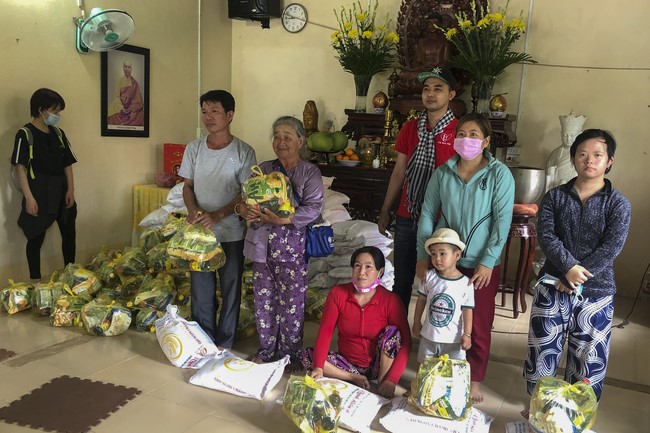 Charity of Suoi Phap Pagoda, Tay Ninh