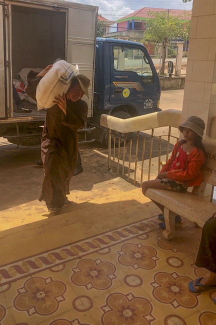 Charity of Suoi Phap Pagoda, Tay Ninh