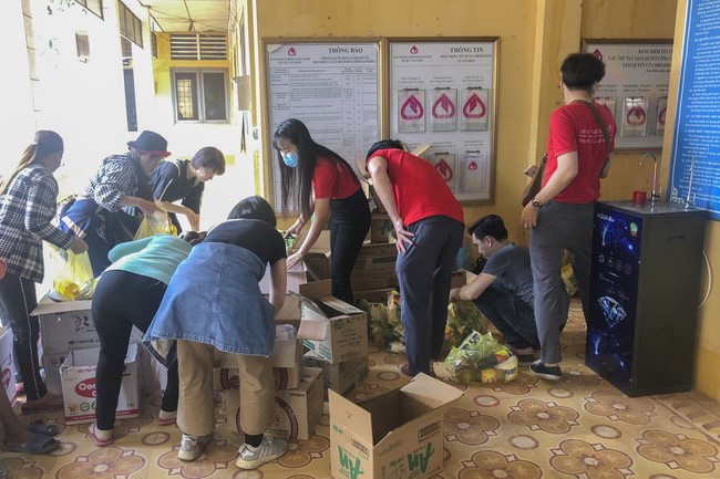 Charity of Suoi Phap Pagoda, Tay Ninh