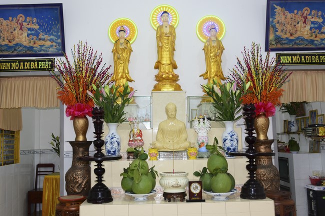 Repentant Ceremony at Minh Chat ashram in Can Tho