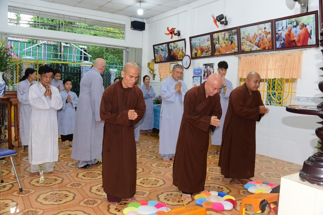 Repentant Ceremony at Minh Chat ashram in Can Tho