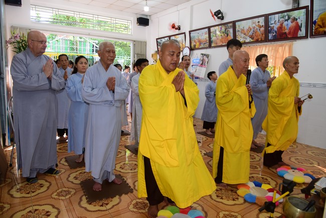 Repentant Ceremony at Minh Chat ashram in Can Tho