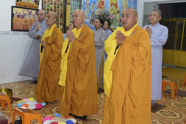 Repentant Ceremony at Minh Chat ashram in Can Tho