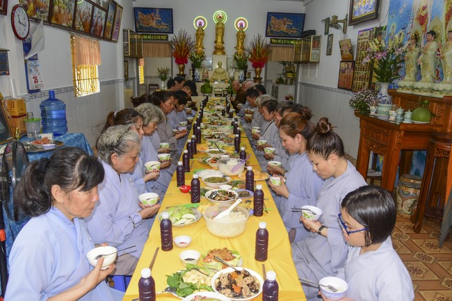 Repentant Ceremony at Minh Chat ashram in Can Tho
