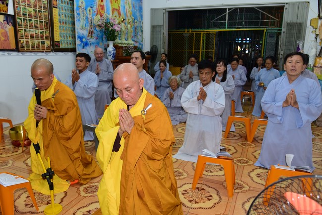 Repentant Ceremony at Minh Chat ashram in Can Tho