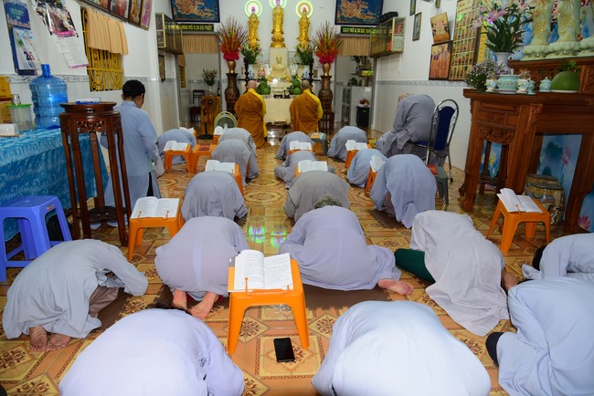 Repentant Ceremony at Minh Chat ashram in Can Tho