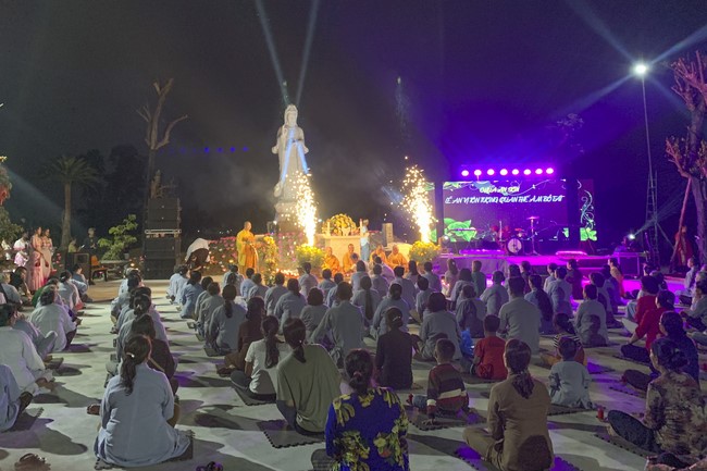 Ceremony of Settling Bodhisattva Avalokitesvara at An Son Pagoda, Quang Ngai.