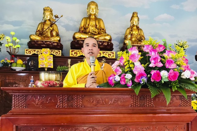 One - Day Retreat and Taking Refuge in the Triratna at Dong Cao pagoda