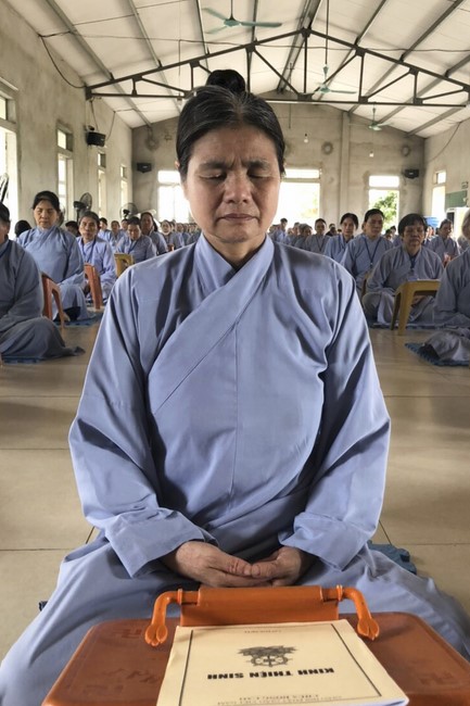 One - Day Retreat and Taking Refuge in the Triratna at Dong Cao pagoda