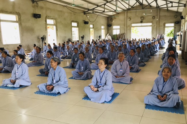 One - Day Retreat and Taking Refuge in the Triratna at Dong Cao pagoda