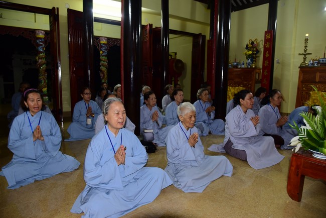 Tặng quà ở Lai Thành, Thừa Thiên Huế