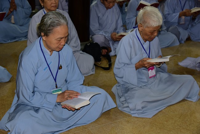 Tặng quà ở Lai Thành, Thừa Thiên Huế