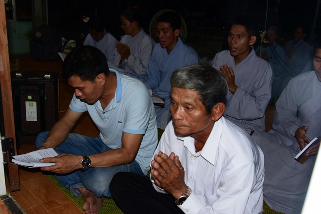 Tặng quà ở Lai Thành, Thừa Thiên Huế